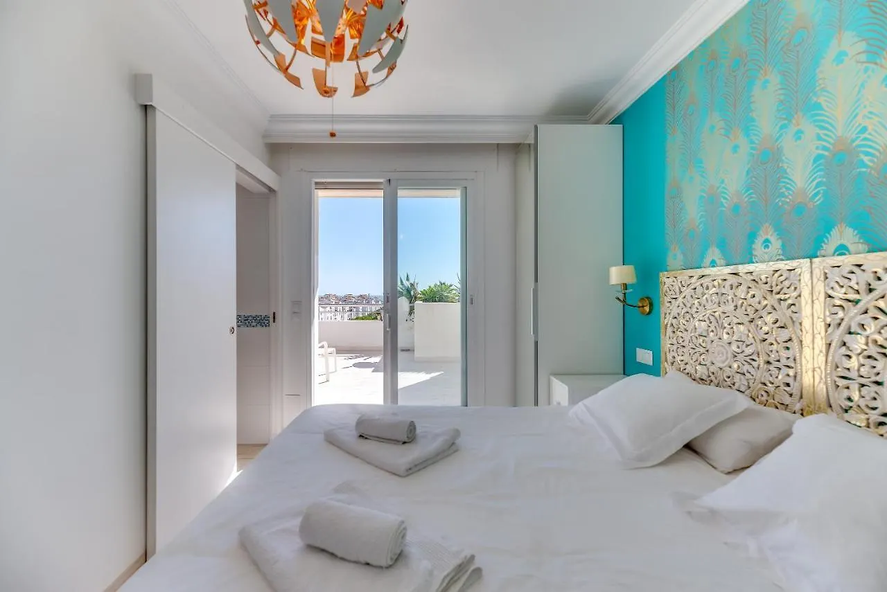 Marina Banus Daire Marbella